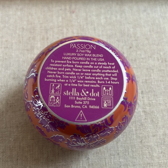 Stella&Dot PASSION candle - Picture 2 of 3